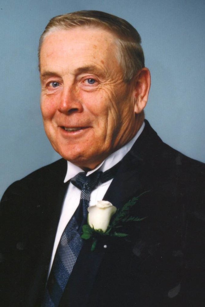 Obituary of Richard Lewis Hickey's Funeral Home