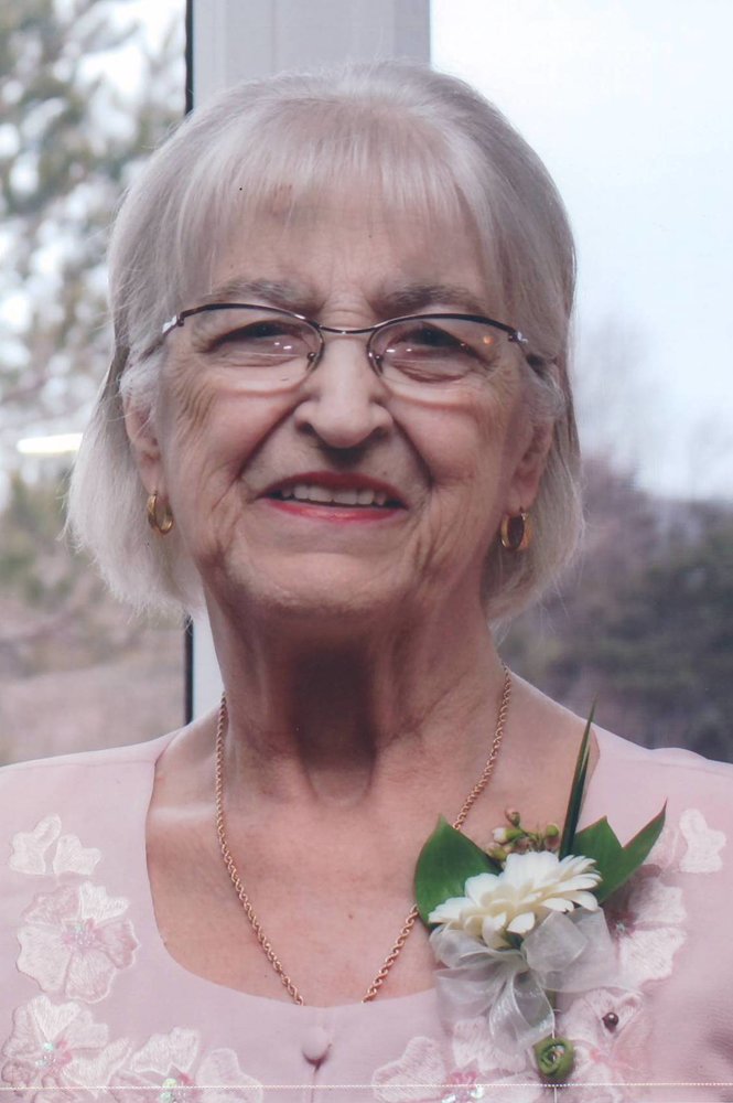 Obituary Of Beulah Randell Nee White Hickeys Funeral Home 